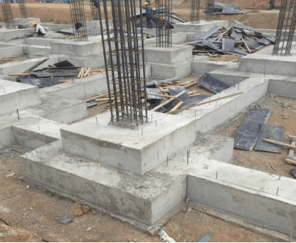 西北電建承建新疆哈密景峽風電項目土建工程正式啟動，新能源建設再添新動能